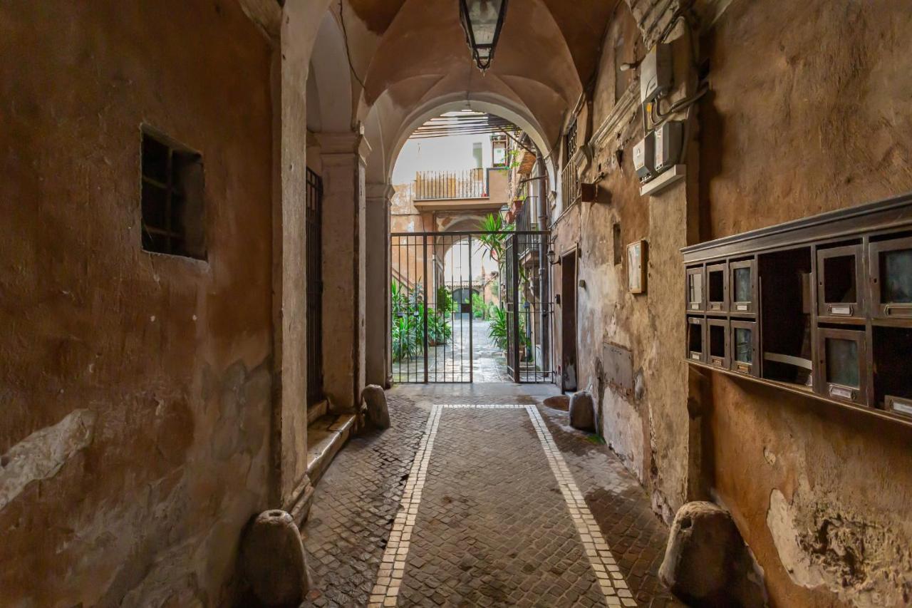 Al Cortile Del Moro Lejlighed Rom Eksteriør billede