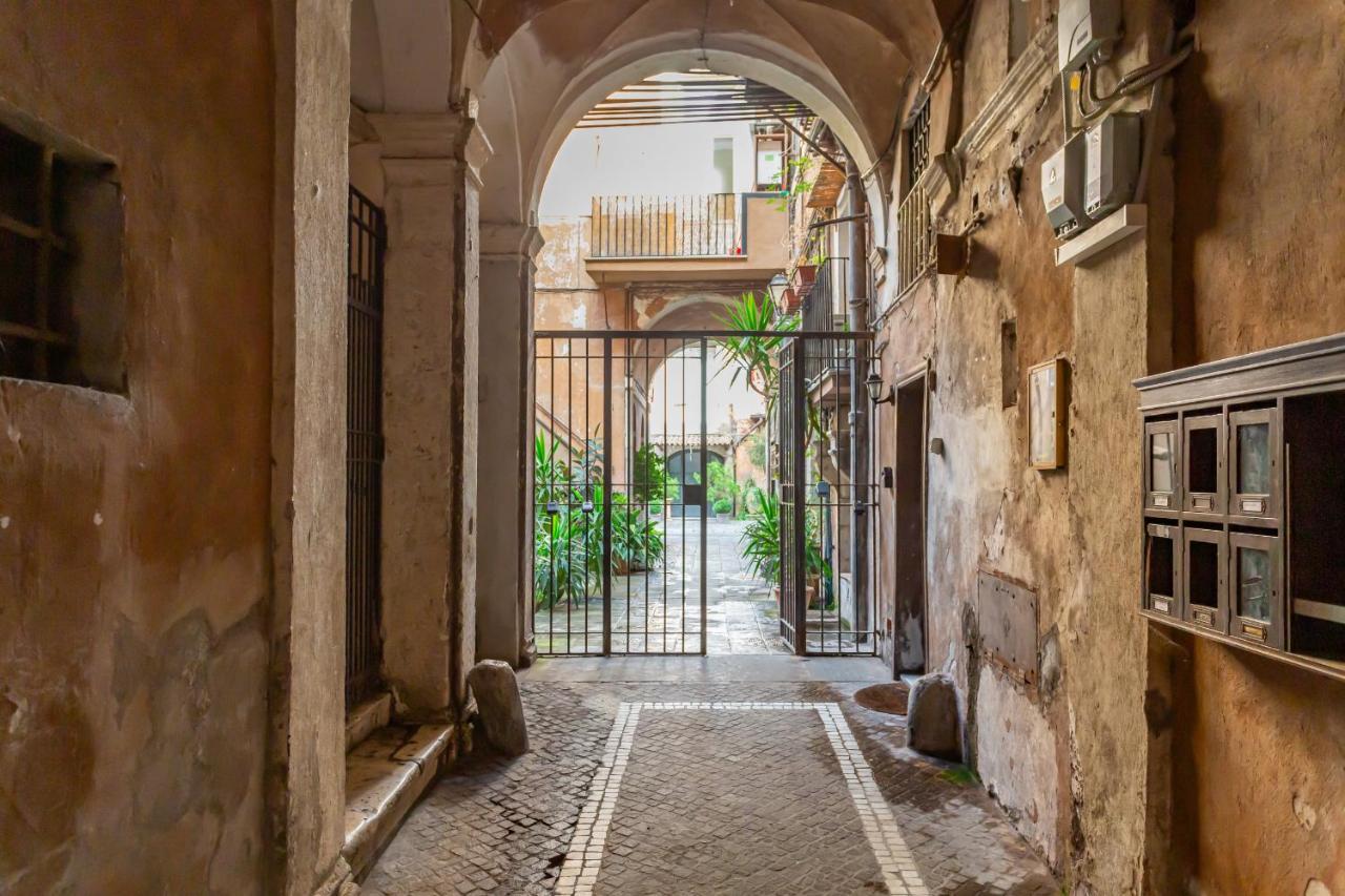 Al Cortile Del Moro Lejlighed Rom Eksteriør billede